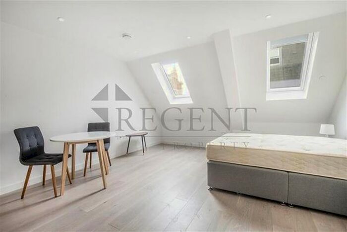 Studio To Rent In Albion Court, Albion Place, W6