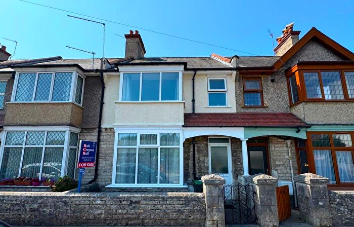 3 Bedroom Property For Sale In Kings Road West, Swanage, BH19