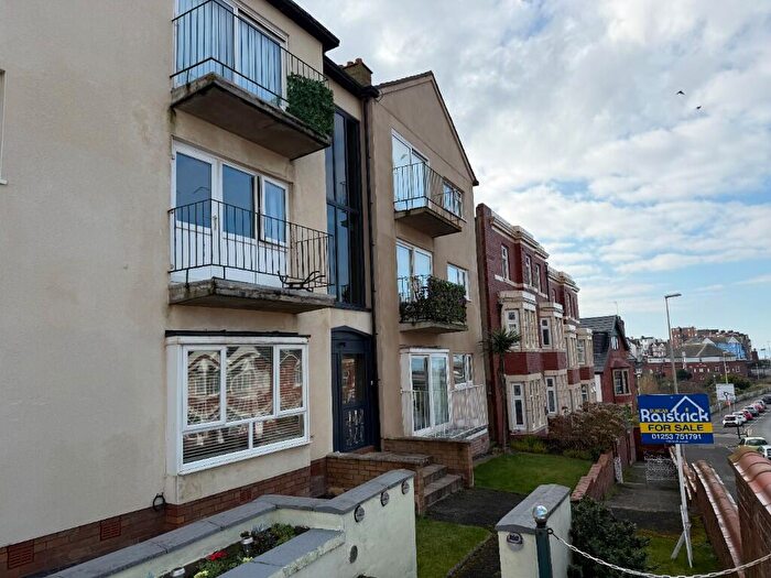 2 Bedroom Flat For Sale In Warbreck Hill Road, Blackpool, Lancashire, FY2
