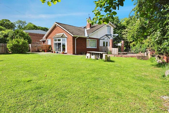 4 Bedroom Detached Bungalow For Sale In Bridge Street, Howden Le Wear, Crook, DL15