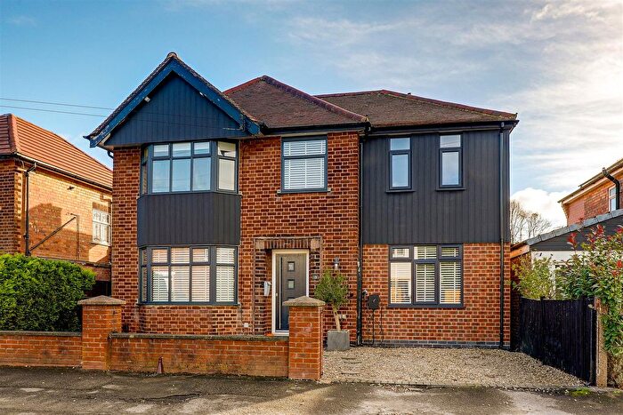 4 Bedroom Detached House For Sale In Roseleigh Avenue, Mapperley, Nottinghamshire, NG3