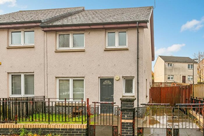 3 Bedroom Semi Detached House For Sale In Clovenstone Park, Edinburgh, EH14
