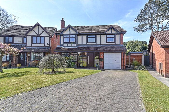 4 Bedroom Detached House For Sale In The Green, Castleton, Rochdale, OL11