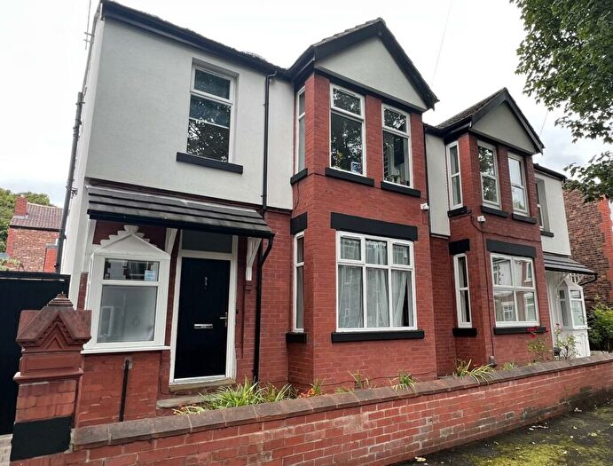 8 Bedroom Semi-Detached House To Rent In £ Pppw, Linden Grove, Fallowfield, M14