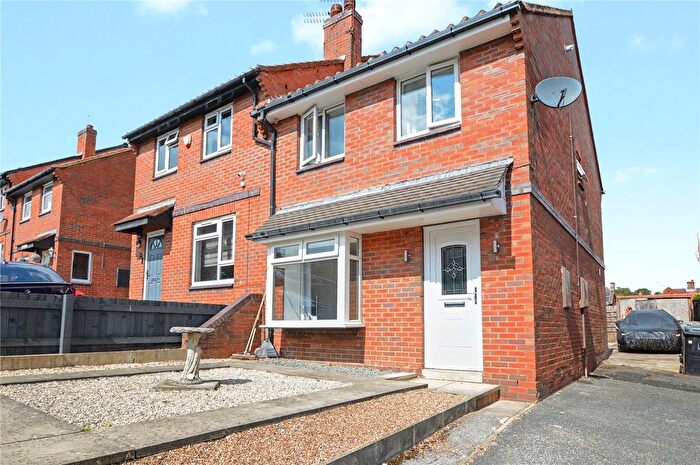 2 Bedroom Semi-Detached House For Sale In Primrose Hill Gardens, Swillington, Leeds, West Yorkshire, LS26