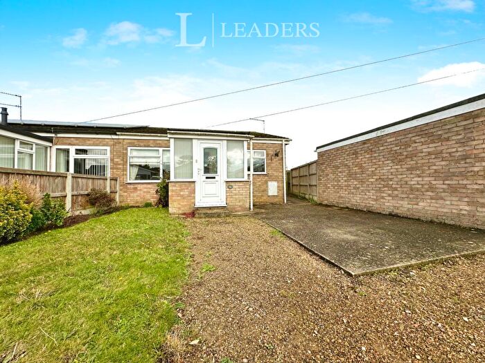 2 Bedroom Bungalow To Rent In St. Clements Way, Brundall, Norwich, NR13
