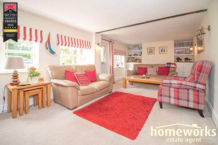 3 Bedroom Detached House For Sale In Dereham Road, Mattishall, Dereham, NR20