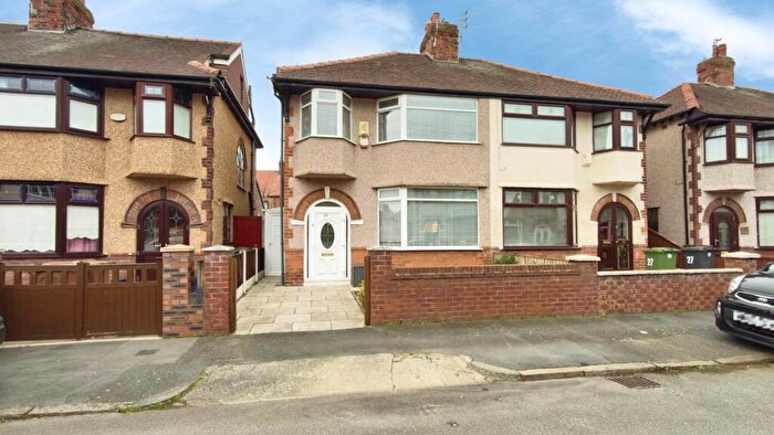 3 Bedroom Semi Detached House For Sale In Somerset Road, Brighton-Le-Sands, Liverpool, L22