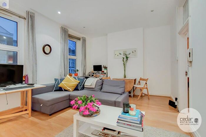 2 Bedroom Flat To Rent In West End Lane, West Hampstead, NW6