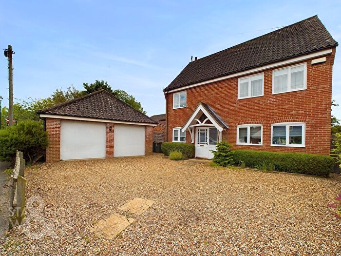 3 Bedroom Detached House To Rent In Ditchingham Dam, Ditchingham, Bungay, NR35