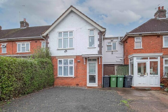 3 Bedroom Semi-Detached House To Rent In Batchley Road, Redditch, B97