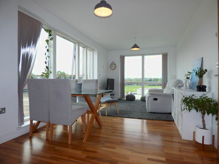 2 Bedroom Flat To Rent In Hemisphere Apartments, The Boulevard, Edgbaston, Birmingham, B5