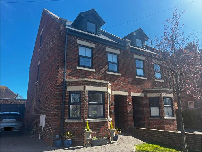 4 Bedroom Town House To Rent In Grey Walls, Hythe, CT21