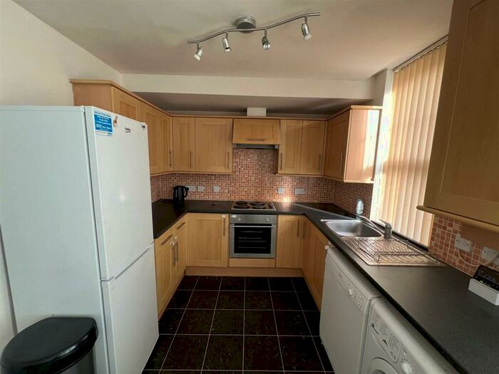 2 Bedroom Apartment To Rent In The Grove, Finchley, London, N3
