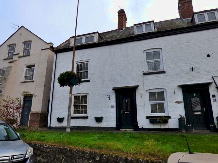 2 Bedroom End Of Terrace House To Rent In Plough Hill, Caistor, LN7