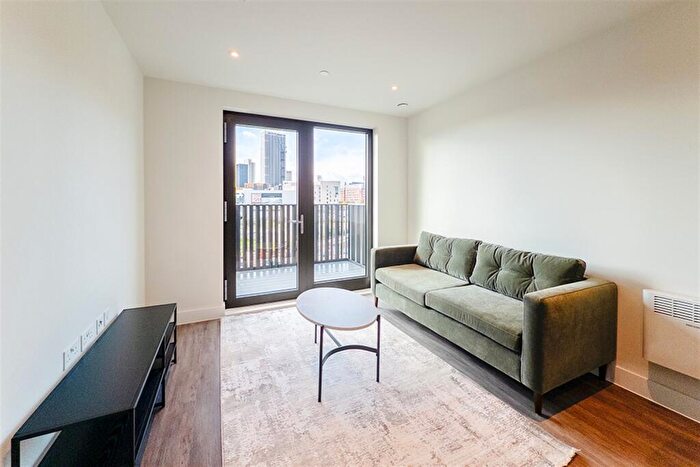 1 Bedroom Apartment To Rent In Belmont Wharf, Glasswater Locks, B4