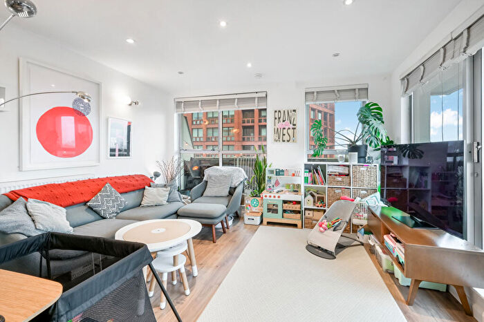 2 Bedroom Apartment To Rent In Ability Plaza, Dalston London, E8