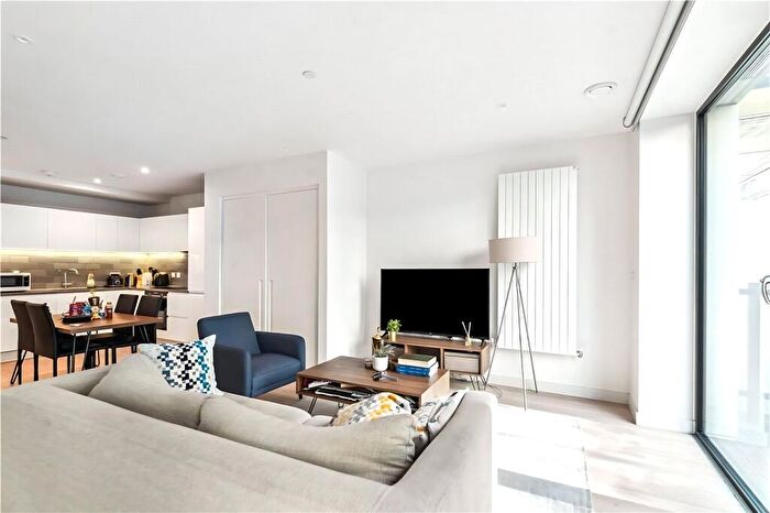 Apartment To Rent In John Cabot House, Royal Crest Avenue, Royal Wharf, London, E16