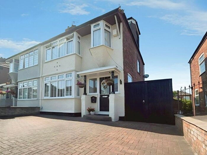 4 Bedroom Semi-Detached House For Sale In Queenscourt Road, Liverpool, L12