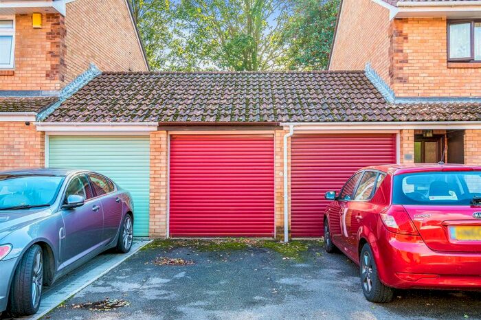 2 Bedroom Semi-Detached House For Sale In Monnow Gardens, West End, Southampton SO18