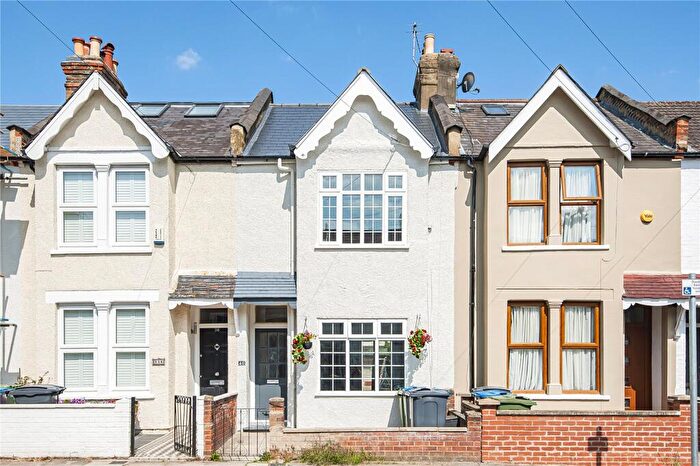 2 Bedroom Terraced House For Sale In Queens Road, New Malden, KT3
