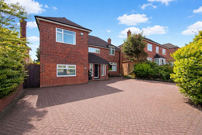 5 Bedroom Detached House For Sale In Valley Drive, Gravesend, Kent., DA12