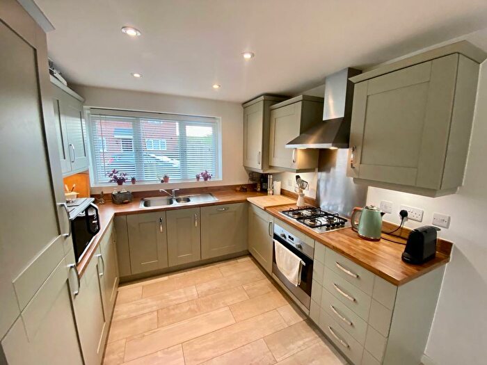 3 Bedroom House To Rent In Mandalay Road, Mansfield, NG19