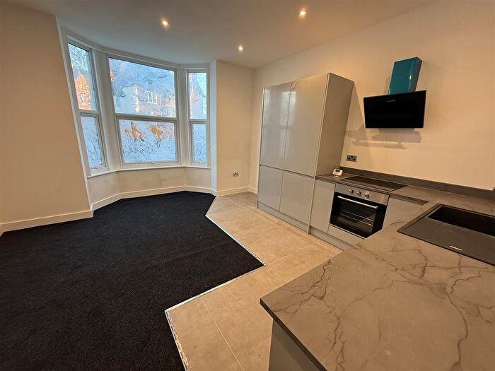 1 Bedroom Flat To Rent In Paget Road, Wolverhampton, WV6