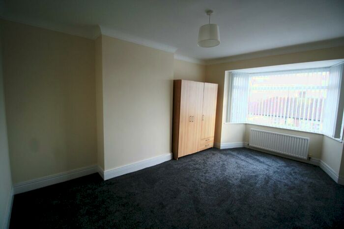3 Bedroom Flat To Rent In Addycombe Terrace, Heaton, Newcastle Upon Tyne, NE6