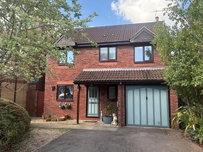 4 Bedroom Detached House To Rent In Clayfield, Yate, Bristol, BS37