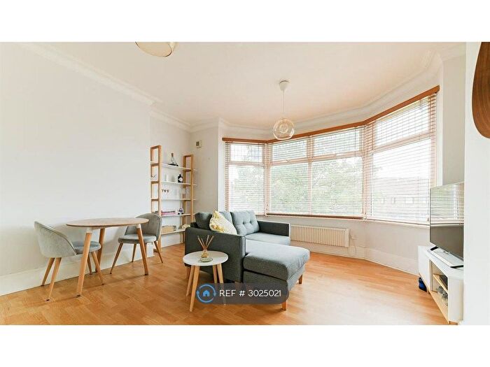1 Bedroom Flat To Rent In Grayham Road, New Malden, KT3