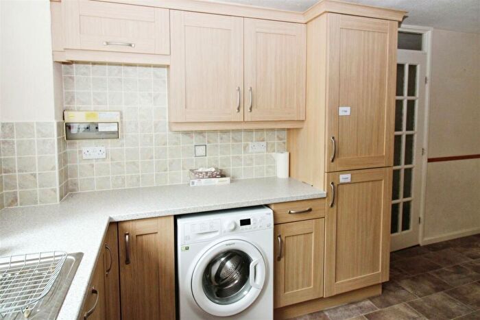 3 Bedroom Terraced House For Sale In Dorchester Road, Bransholme, Hull, HU7