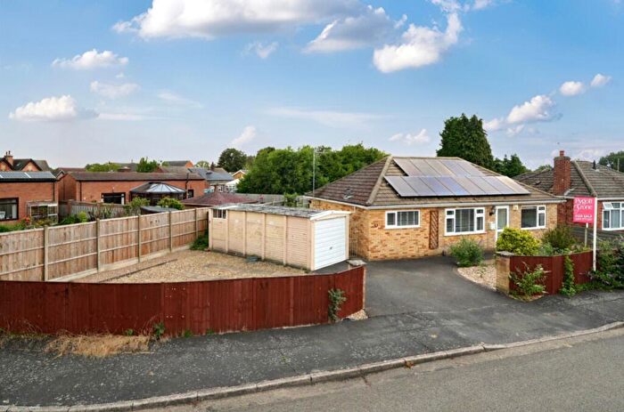 3 Bedroom Detached Bungalow For Sale In Hamilton Grove, Skellingthorpe, LN6