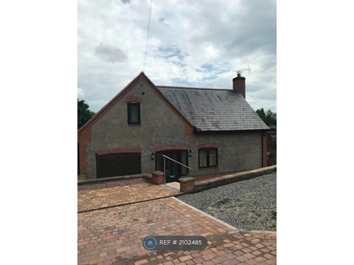 3 Bedroom Detached House To Rent In Nether Hall Lane, Leicester, LE4