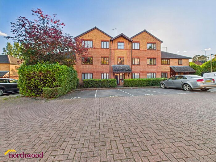 1 Bedroom Flat To Rent In Parklands, Banbury, OX16