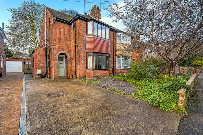 3 Bedroom Semi-Detached House To Rent In Park Street, York, YO24