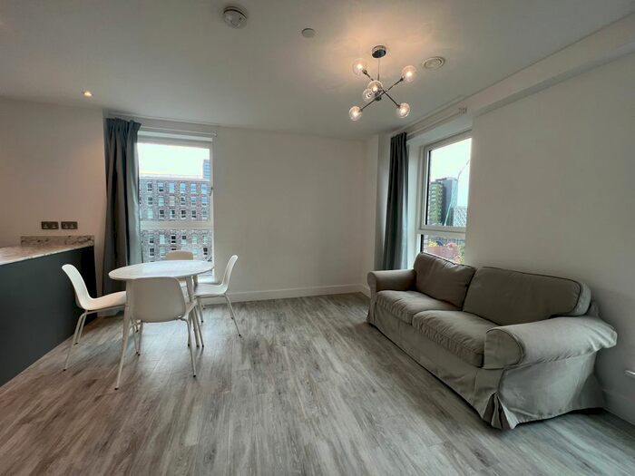 2 Bedroom Flat To Rent In Islington Stree, Salford, Manchester, M3
