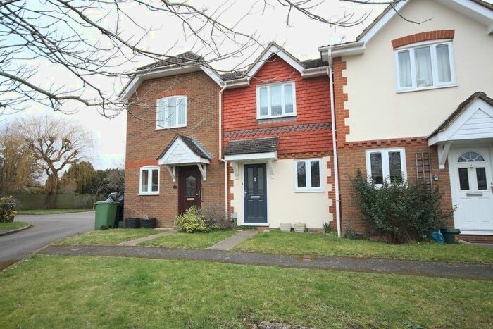 2 Bedroom Terraced House To Rent In Old School Place, Woking, GU22