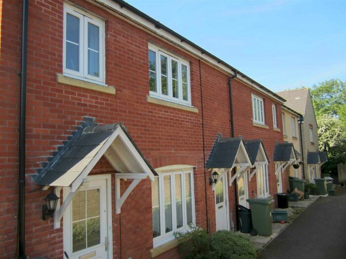 2 Bedroom Flat To Rent In Winkleigh, Devon, EX19