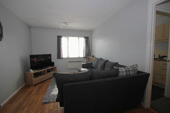 1 Bedroom Maisonette To Rent In Rosedale, Houghton Regis, Dunstable, Bedfordshire, LU5