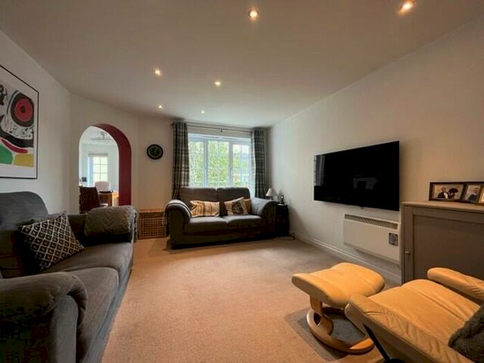 2 Bedroom Apartment To Rent In Tiber Road, North Hykeham, LN6