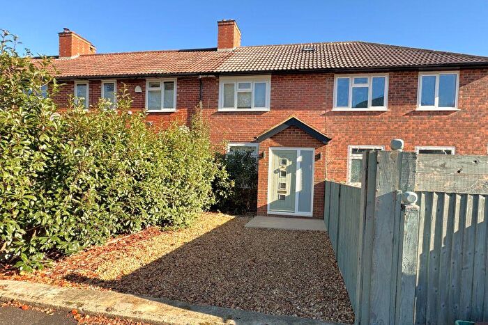 2 Bedroom Terraced House For Sale In Olveston Walk, Carshalton, Surrey., SM5