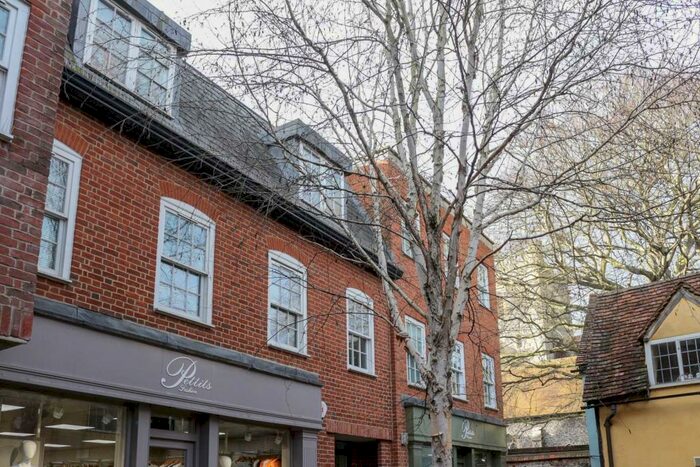 2 Bedroom Apartment To Rent In St. Marys Court, Wallingford, OX10