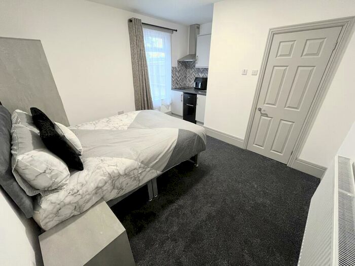 Studio To Rent In New Road, Studio, Woodston, PE2