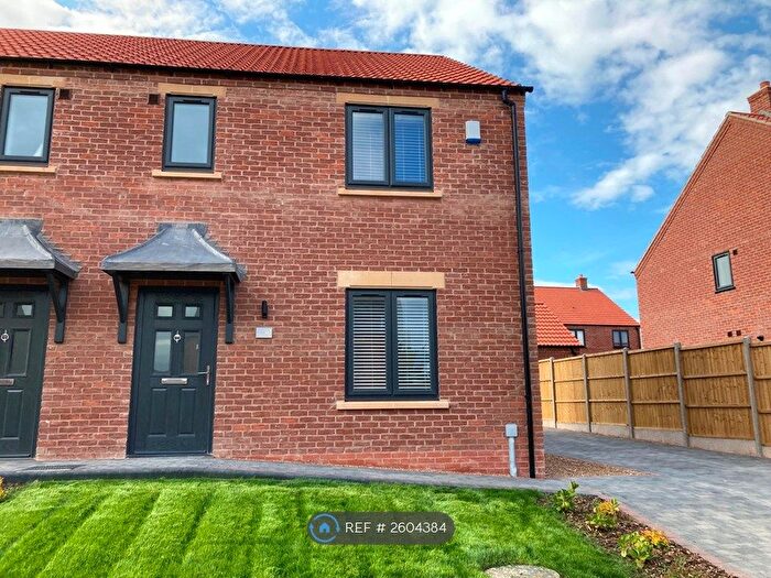 3 Bedroom Semi-Detached House To Rent In Buttercup Lane, Louth, LN11