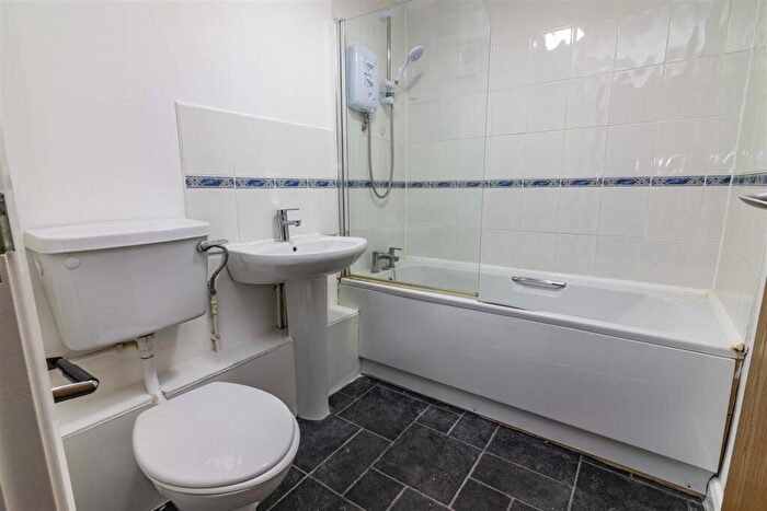 1 Bedroom Flat To Rent In Mansfield Road, Nottingham, NG1