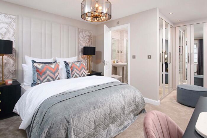 4 Bedroom Detached House For Sale In Morgan Gate, Abingdon, Oxfordshire, OX14