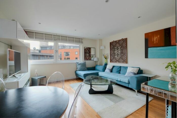 2 Bedroom Flat To Rent In Clerkenwell Road, London, EC1M
