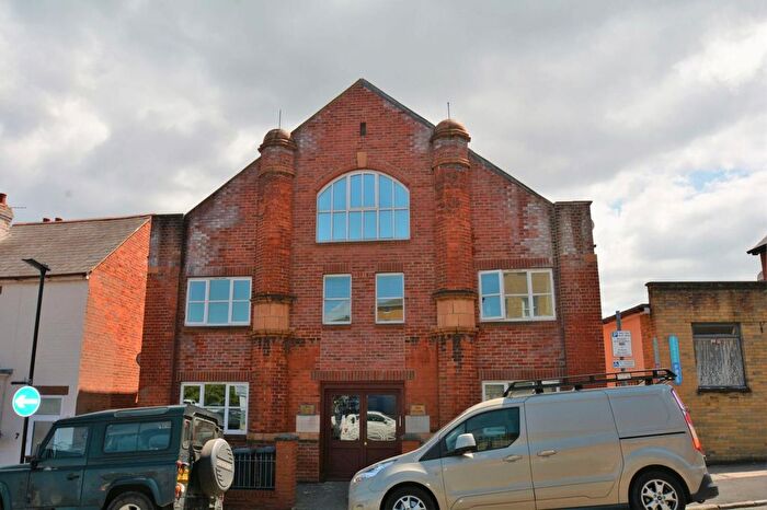 1 Bedroom Flat To Rent In Denmark Road, Cowes, PO31