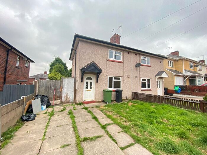 2 Bedroom House To Rent In Bowling Green Road, Dudley, DY2